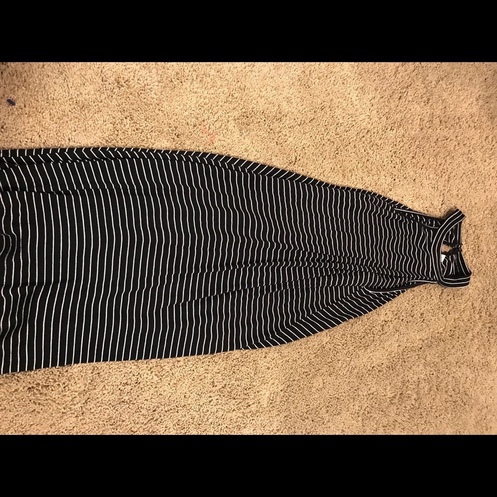American Eagle black and white dress high neck